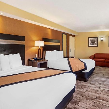 เบสต์ เวสเทิร์น พลัส เนวาร์ค แอร์พอร์ต เวสต์ Hotel นูวาร์ก ภายนอก รูปภาพ