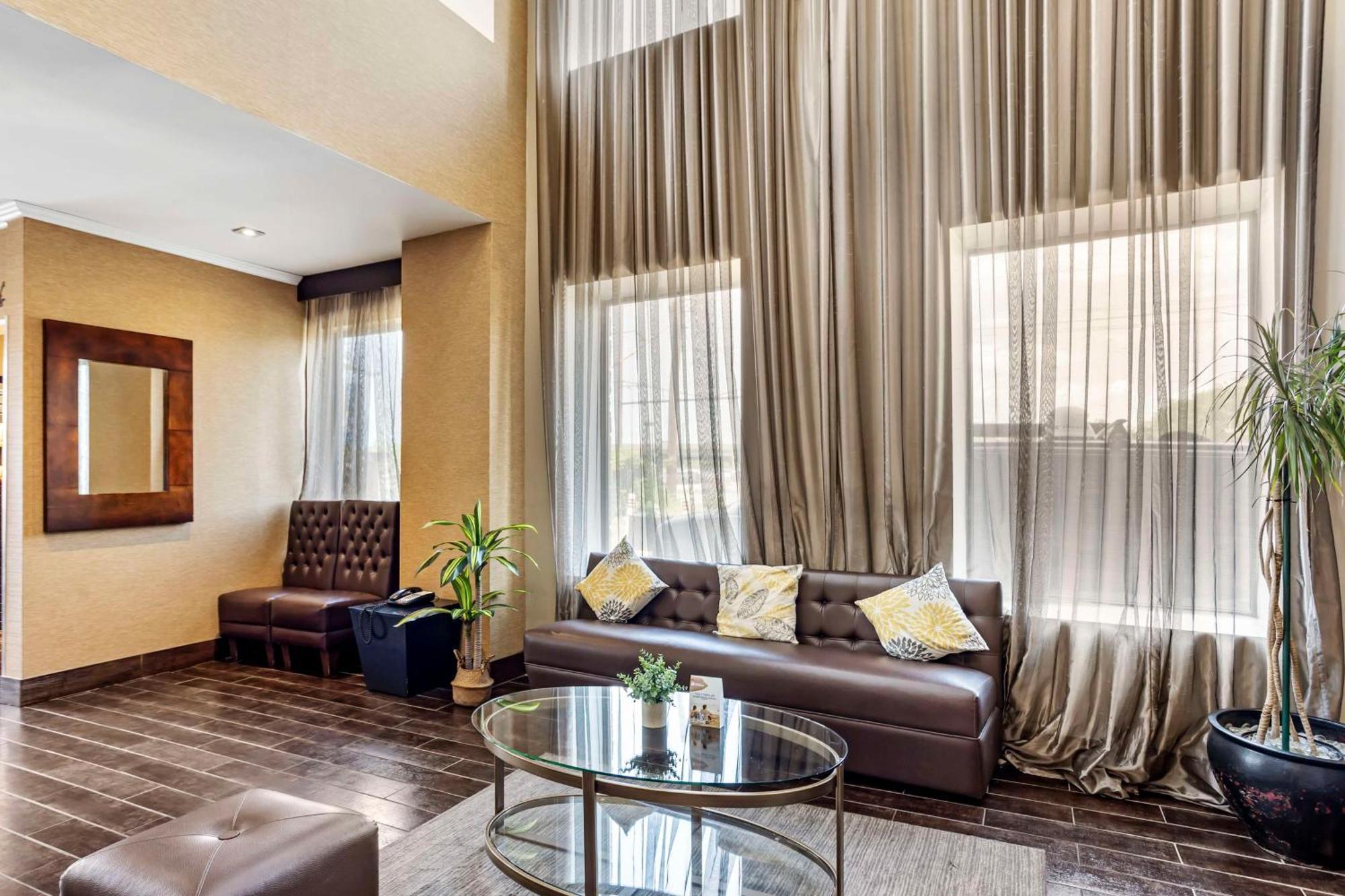 เบสต์ เวสเทิร์น พลัส เนวาร์ค แอร์พอร์ต เวสต์ Hotel นูวาร์ก ภายนอก รูปภาพ