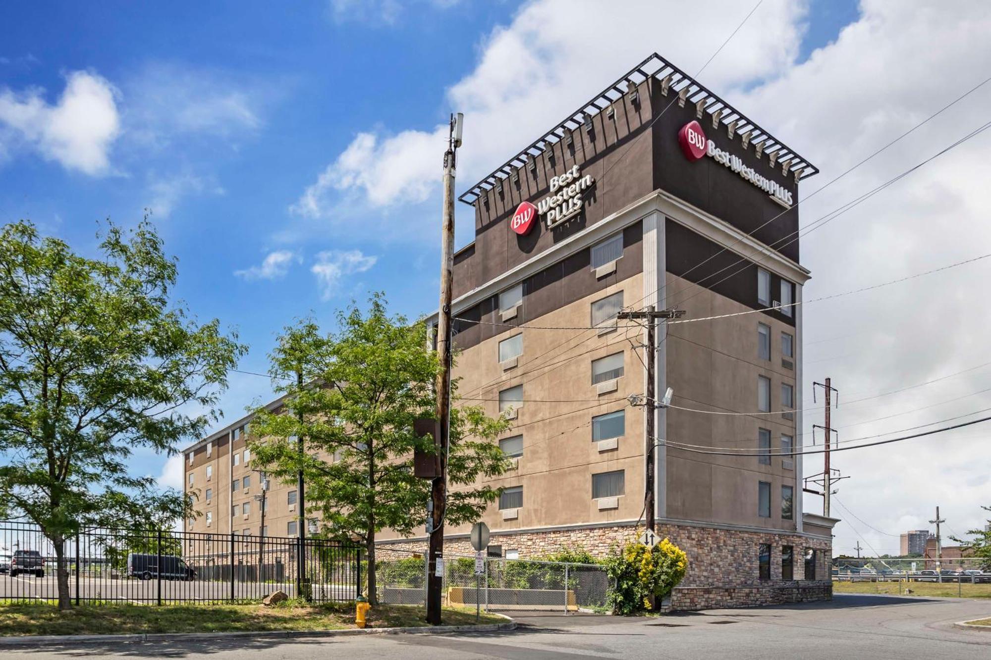 เบสต์ เวสเทิร์น พลัส เนวาร์ค แอร์พอร์ต เวสต์ Hotel นูวาร์ก ภายนอก รูปภาพ