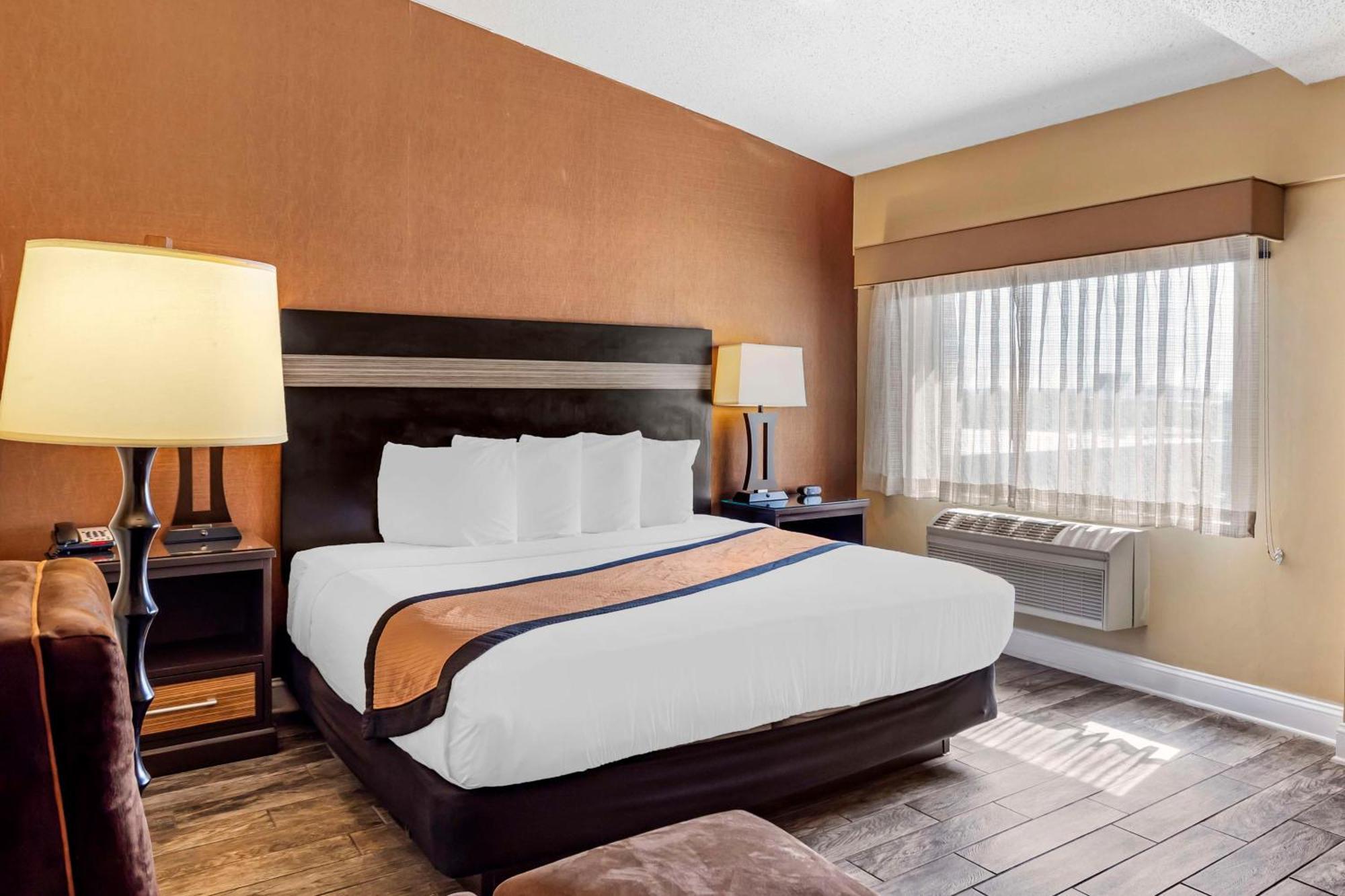เบสต์ เวสเทิร์น พลัส เนวาร์ค แอร์พอร์ต เวสต์ Hotel นูวาร์ก ภายนอก รูปภาพ